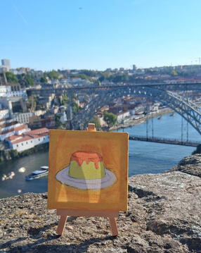 Pudimnews in front of the "ponte Dom Luís 1" in Porto